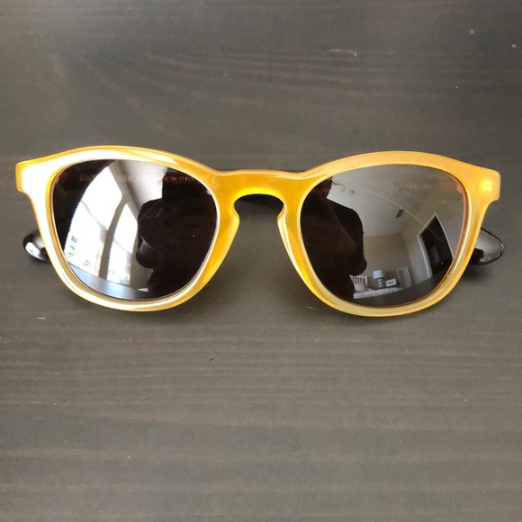 Giorgio Armani Sunglasses - Picture 6 of 6